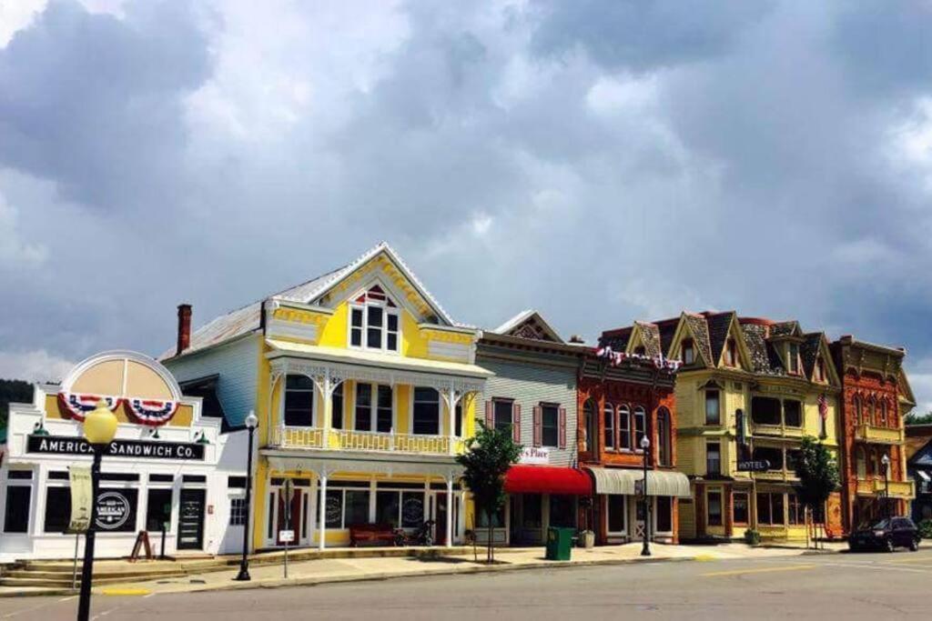 The Cast Iron Lady Apartment Wyalusing Exterior photo
